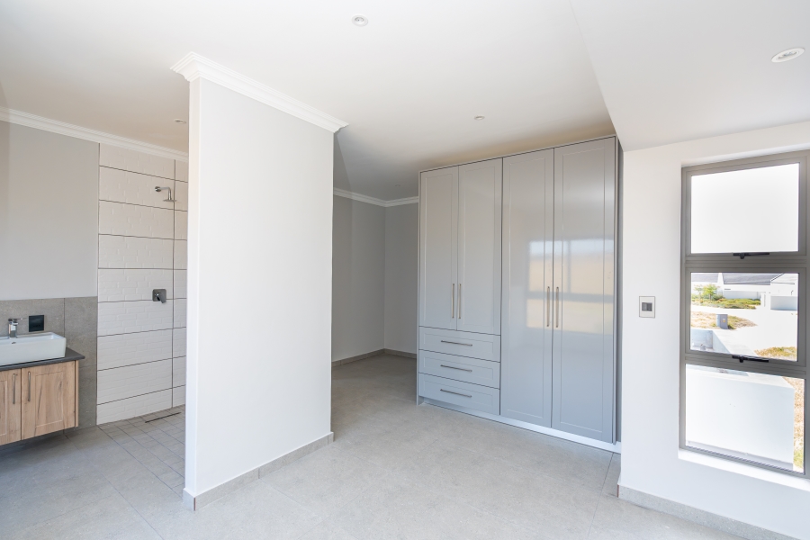To Let 3 Bedroom Property for Rent in Langebaan Country Estate Western Cape